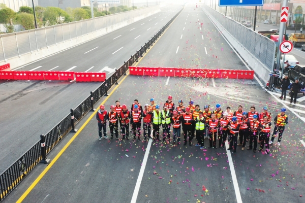 今天，宜萬(wàn)同城快速通道全線(xiàn)通車(chē)了！
